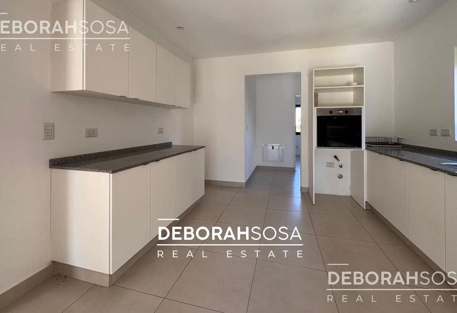 Casa en Venta 4 dormitorios - Lote Interno - Una Planta Puertos Escobar 4