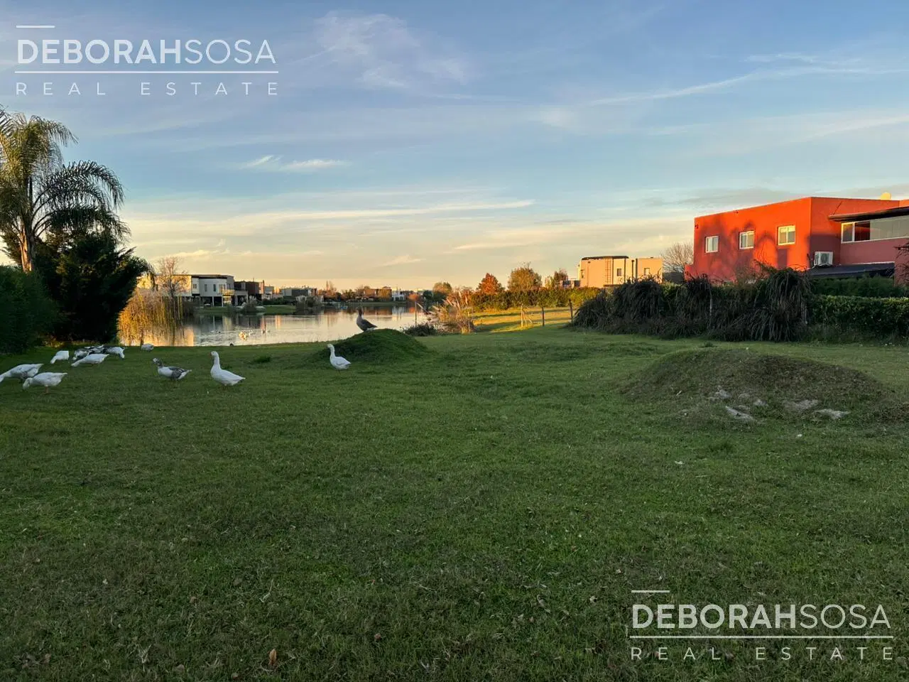 Terreno a la Laguna en El Canton - Islas 4