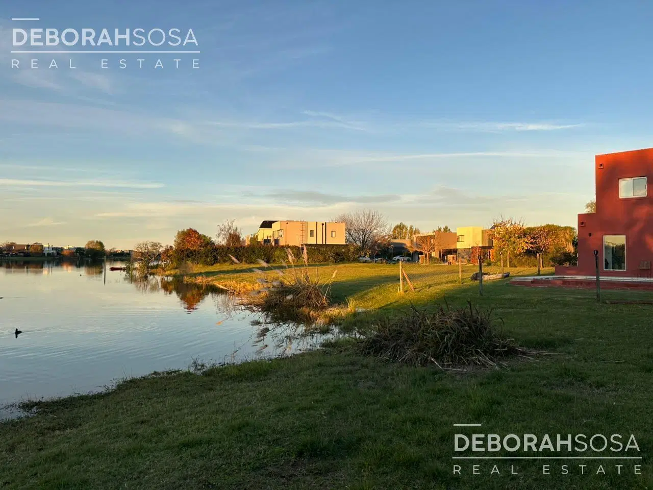 Terreno a la Laguna en El Canton - Islas 5