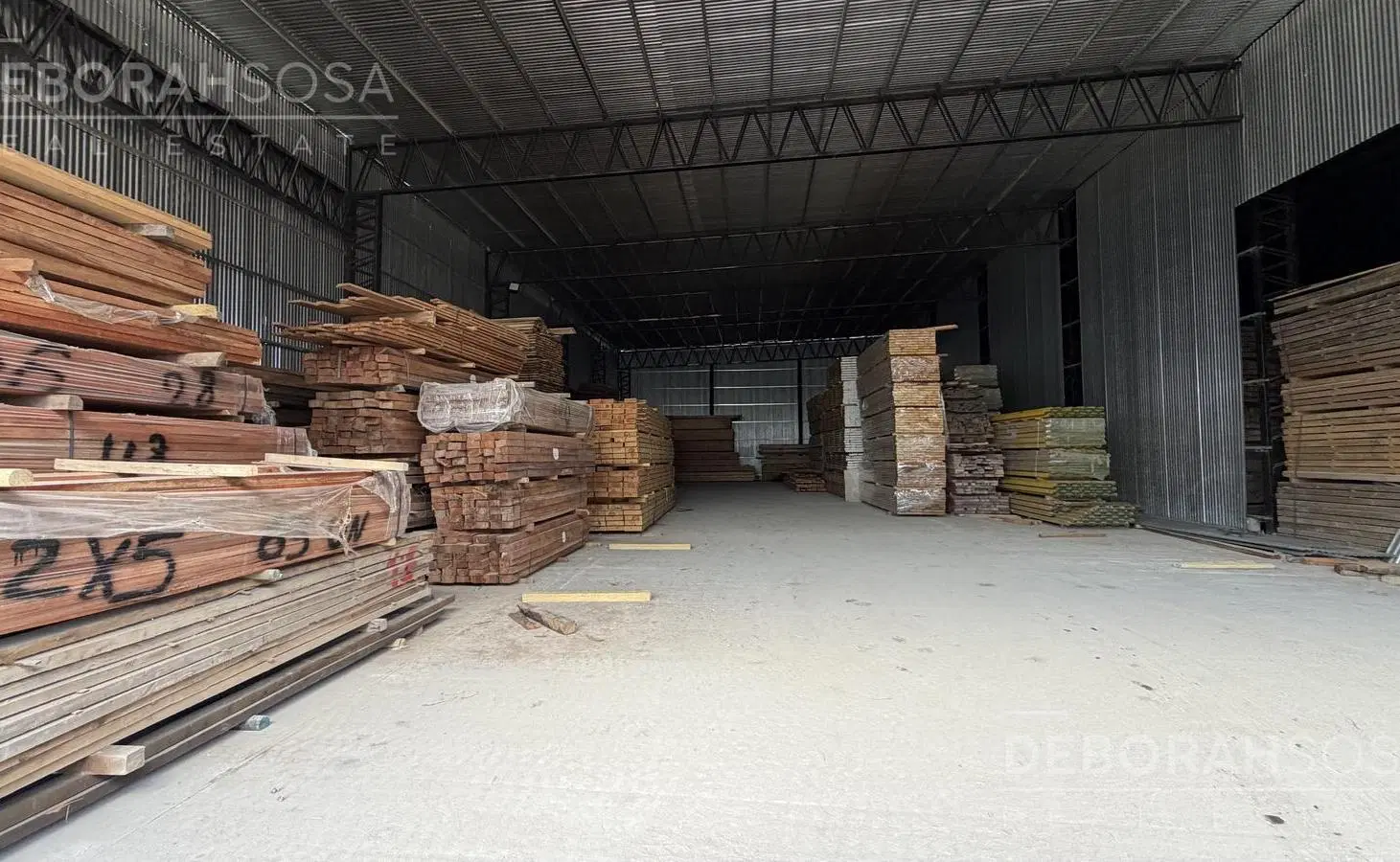 Deposito en alquiler en Escobar con seguridad - Zona Norte 5