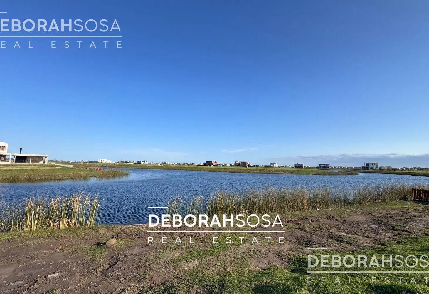 Lote en Venta al Agua - Puertos Amarras 2