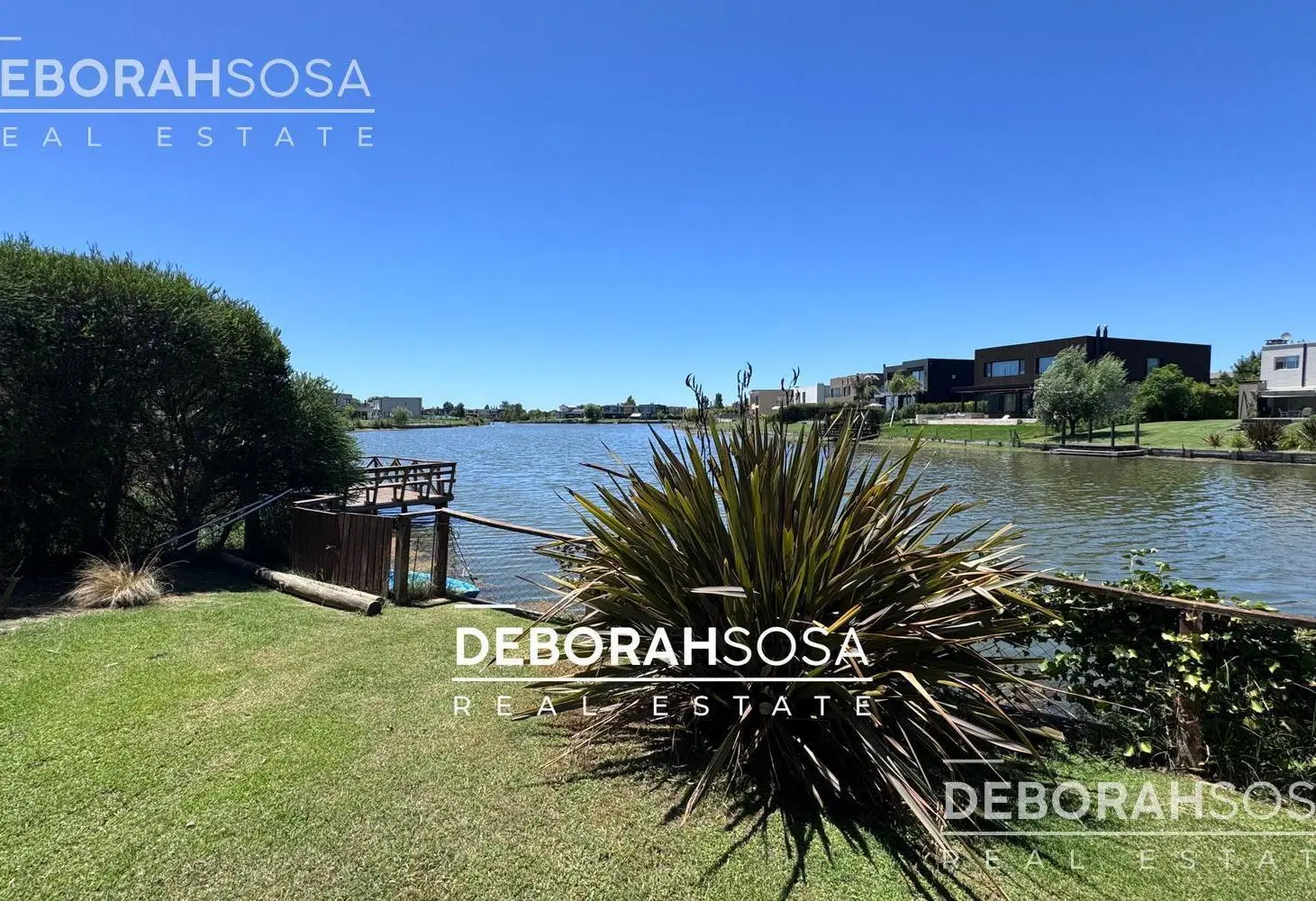 Casa en Venta 5 amb al Agua El Canton Zona Norte con Renta 2