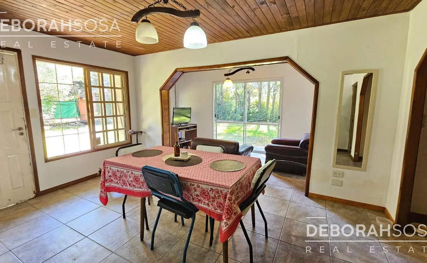 Venta Casa 3 ambientes con parque, quincho y cochera en Pilar! 2