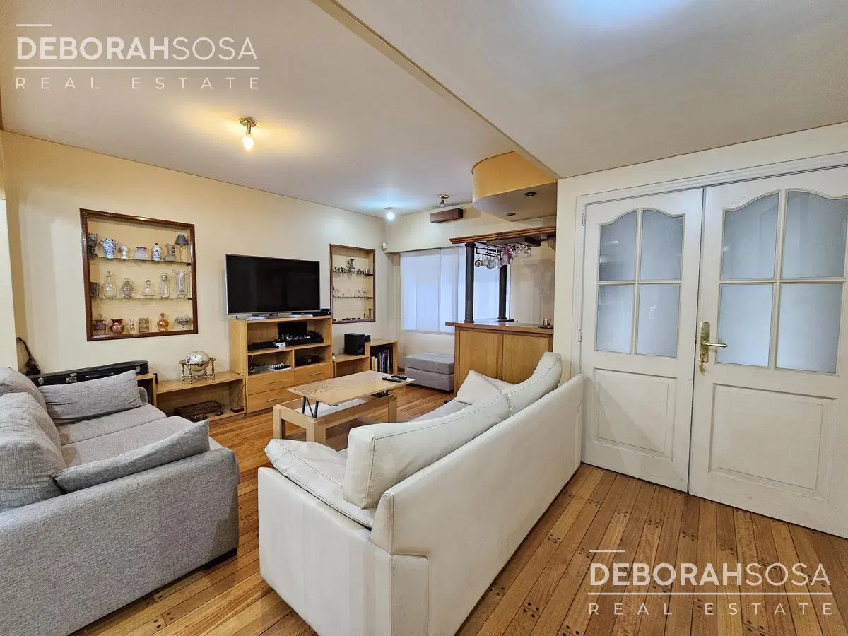 Venta casa 8 Ambientes en 3 plantas con piscina y doble cochera - Villa Devoto! 2