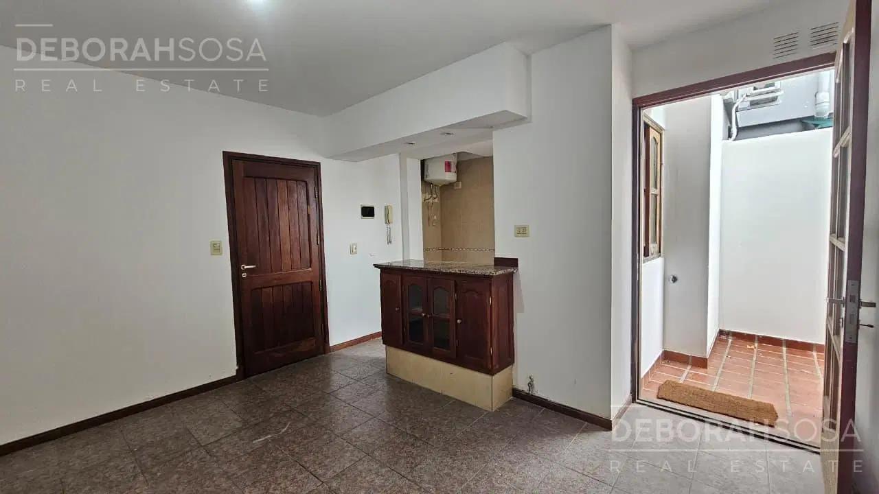 Venta Departamento 2 ambientes con patio y terraza - Munro! 5