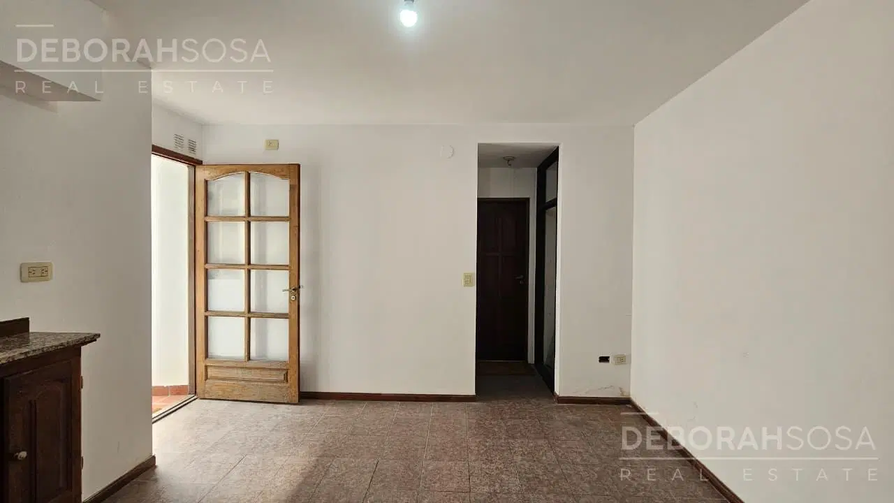Venta Departamento 2 ambientes con patio y terraza - Munro! 4