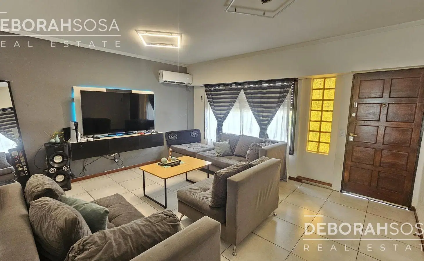 Venta dúplex 4 ambientes con amplio jardín y cochera! 2