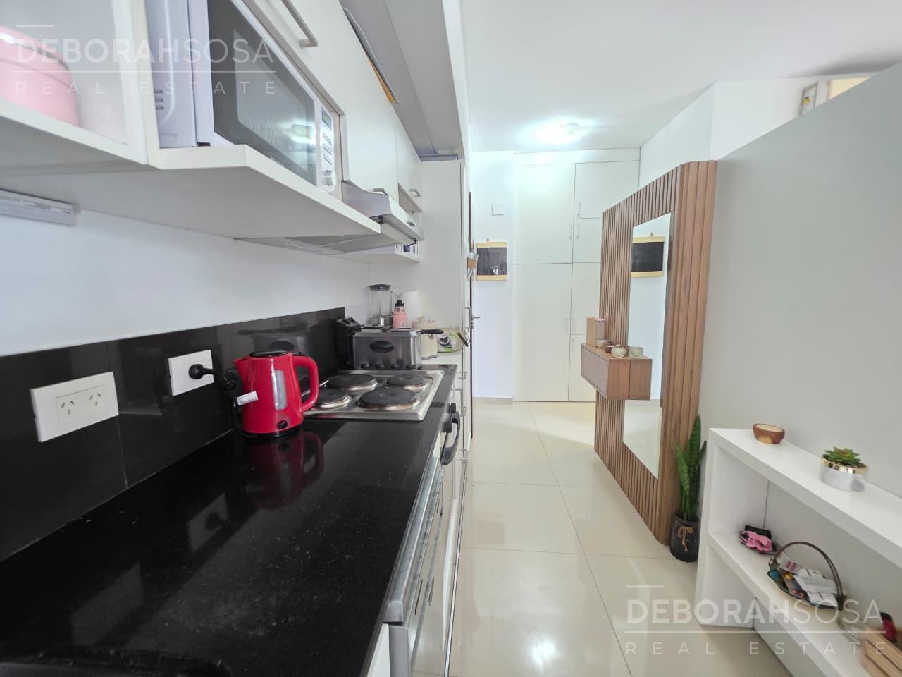 Foto de Venta Departamento 1 ambiente en torre de categoría, imagen 2