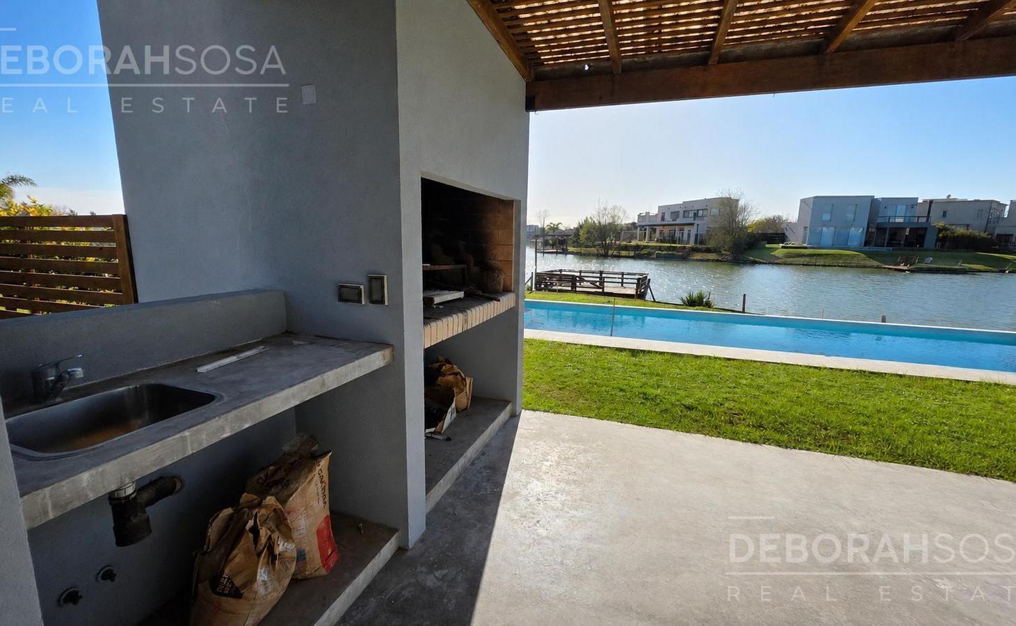 Foto de Casa en Venta en El Canton Norte a la Laguna con Piscina, imagen 4