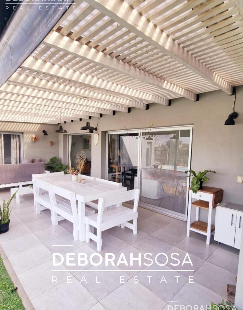 Foto de Casa en Venta Una Planta con espejo de agua - 4 amb El Cantón - Belén, imagen 4