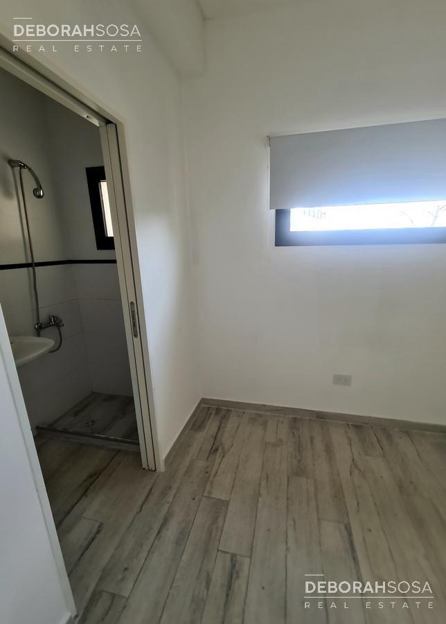 Foto de Casa en Venta 5 ambientes con salida a la laguna - El Canton, imagen 5