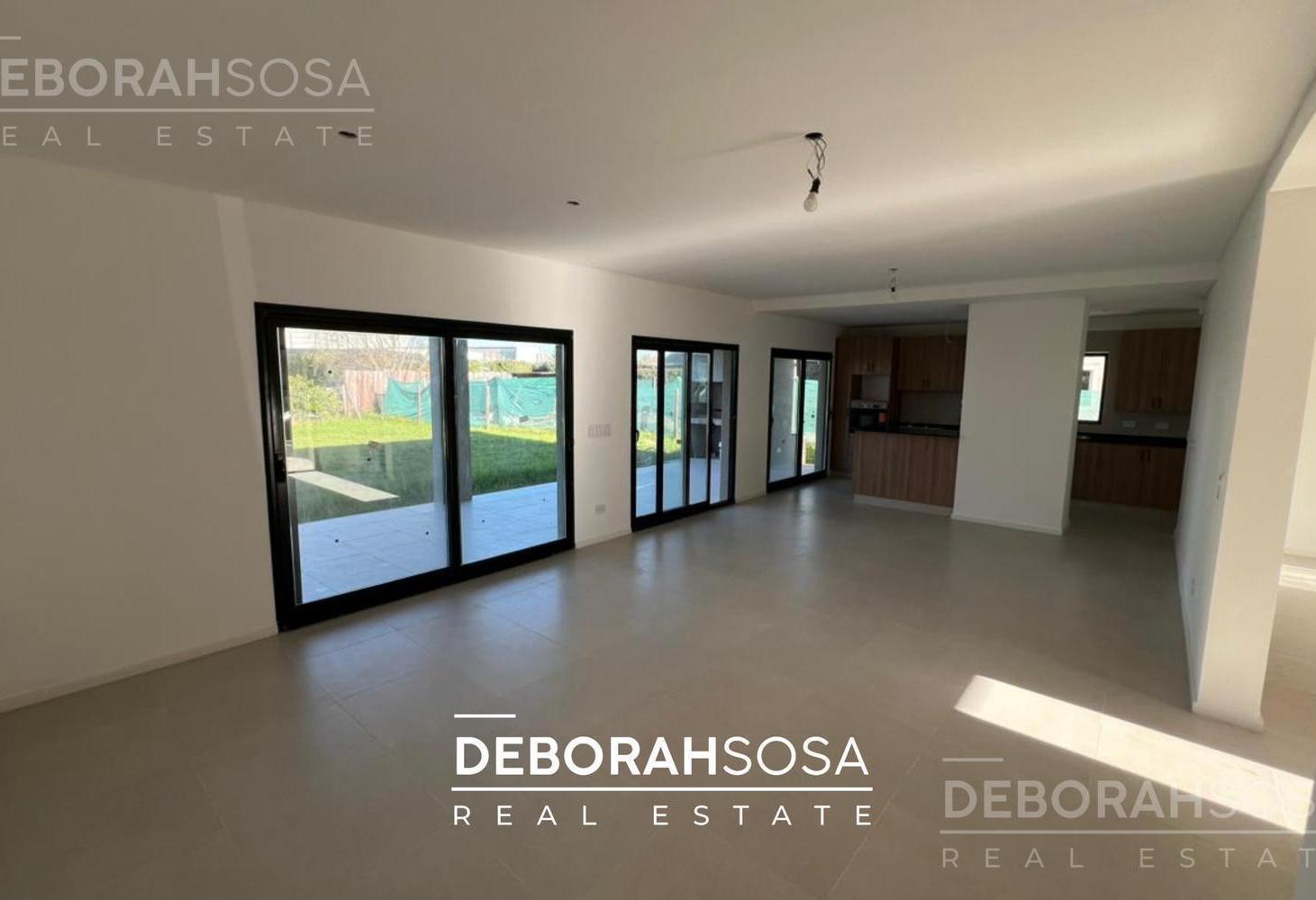 Foto de Casa en El Cantón Golf | 4 Dormitorios | Lote 800 m², imagen 2
