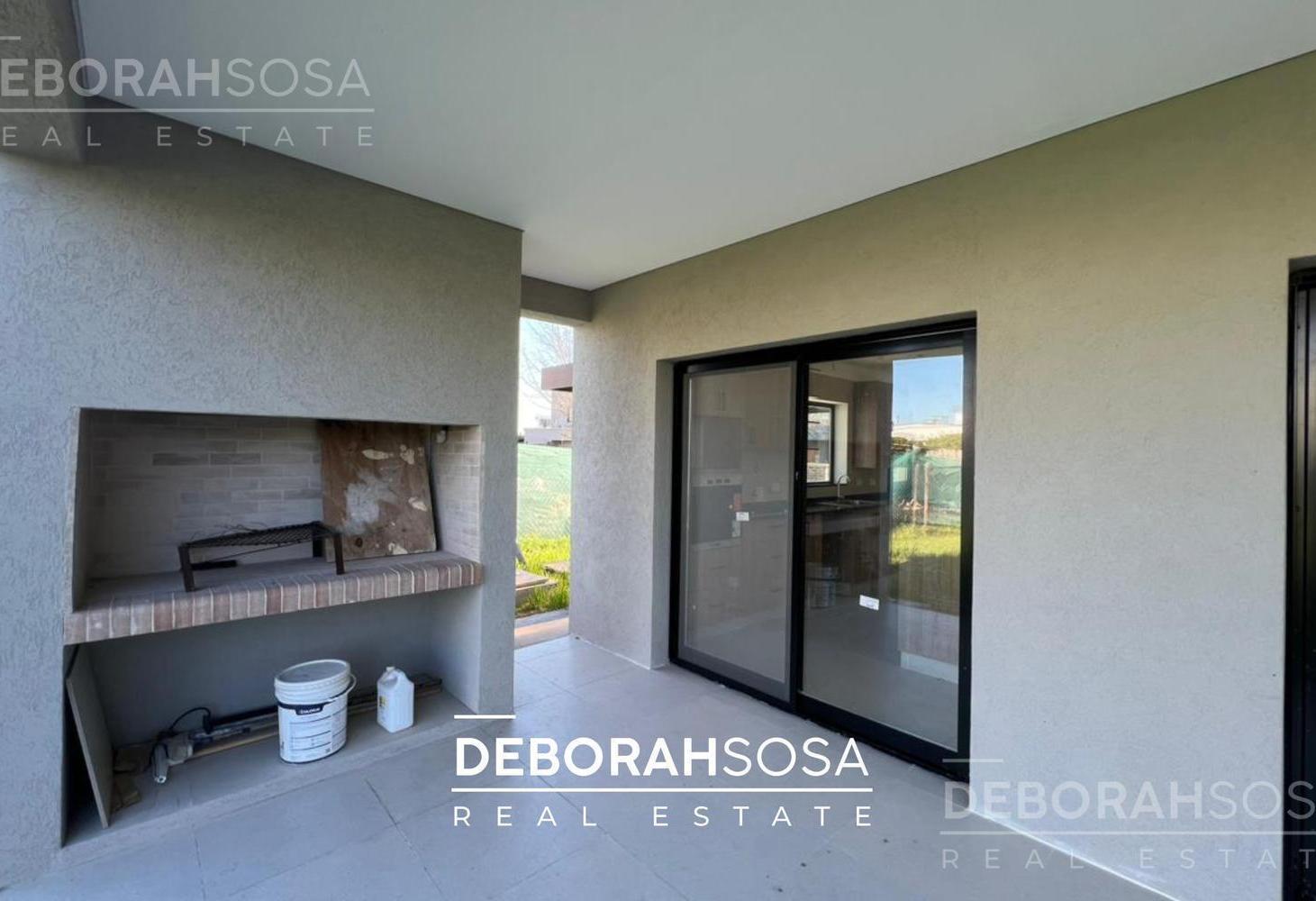 Foto de Casa en El Cantón Golf | 4 Dormitorios | Lote 800 m², imagen 3