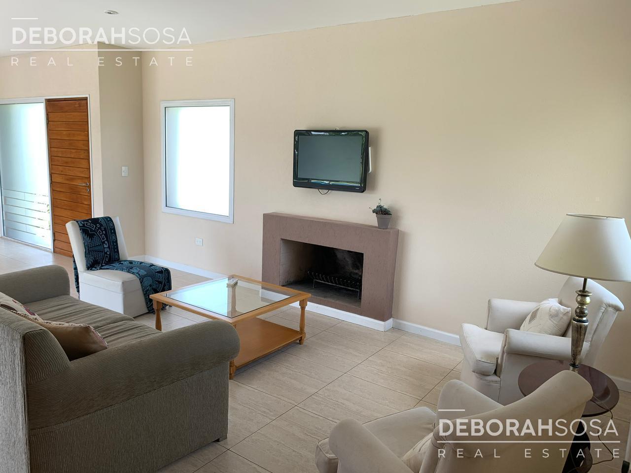 Foto de Casa en Venta 5 ambientes con pileta - Barrio El Cantón, imagen 5
