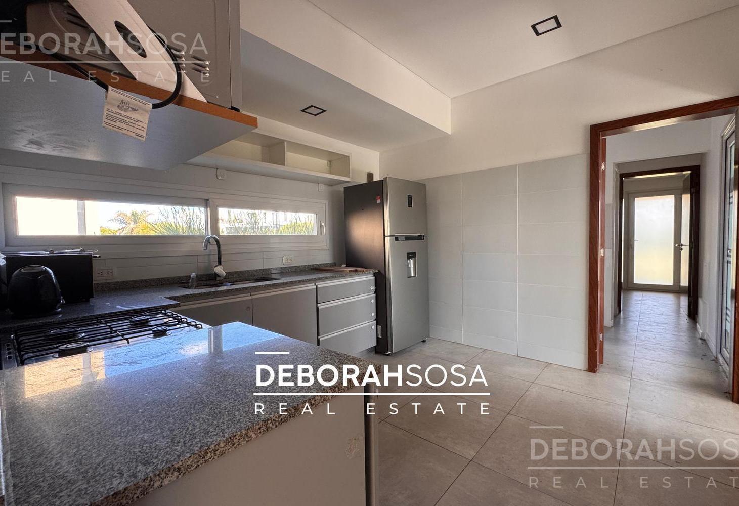 Foto de Casa en Venta - 5 ambientes - Lote Interno - Barrio Vistas - Puertos, imagen 3