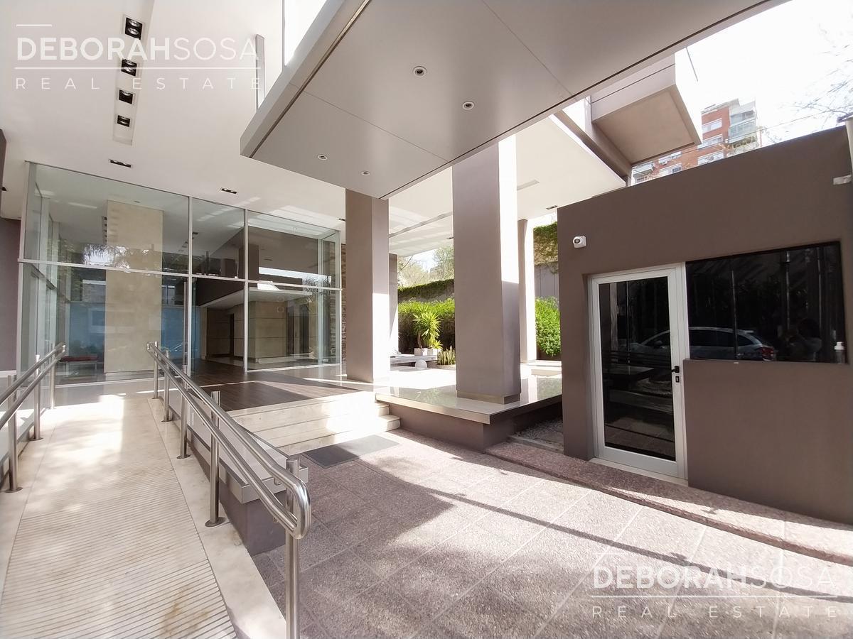 Foto de Venta departamento 3 ambientes con cochera en torre de categoría - Full, imagen 1