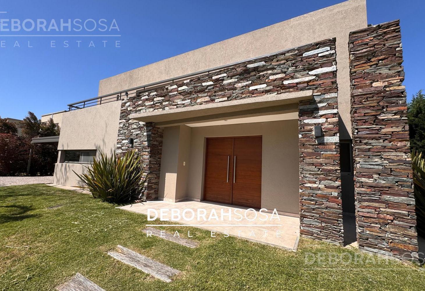 Foto de Casa en Venta 5 ambientes - Lote interno - Barrio El Cantón - Escobar, imagen 1