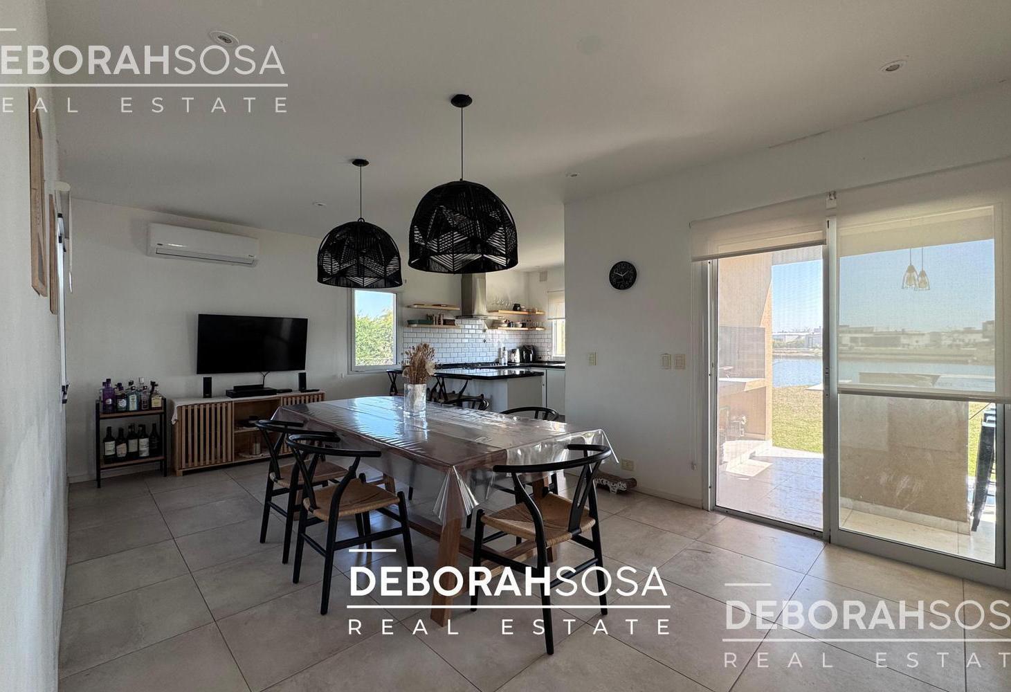 Foto de Casa en venta al agua 6 ambientes con Pileta Barrio El Canton - Escobar, imagen 3