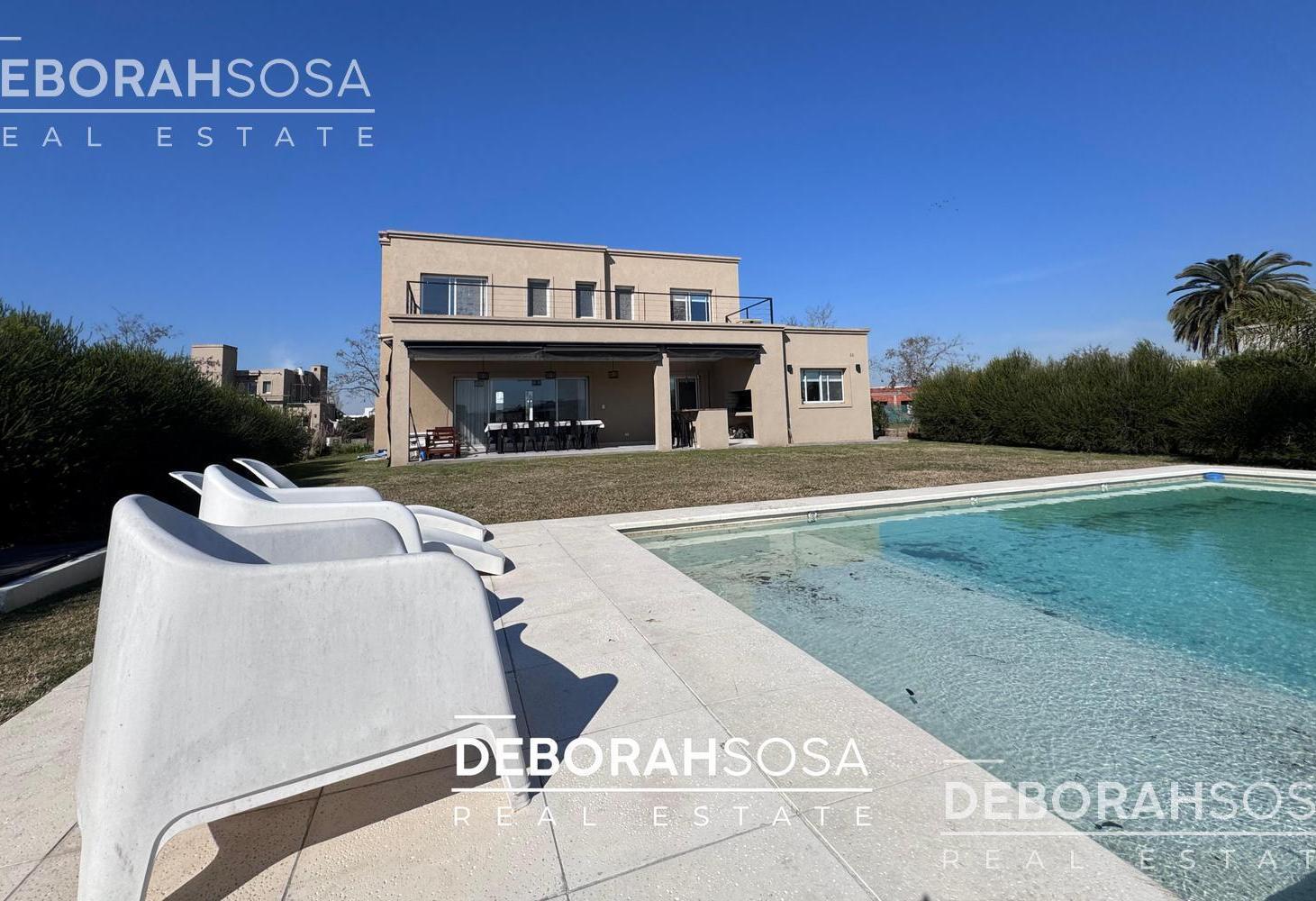 Foto de Casa en venta al agua 6 ambientes con Pileta Barrio El Canton - Escobar, imagen 1