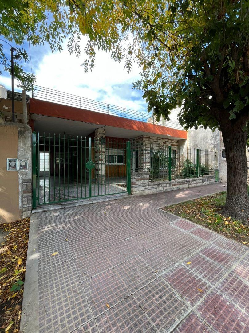 ALQUILER DE CASA DE 4 AMBIENTES EN ITUZAINGO