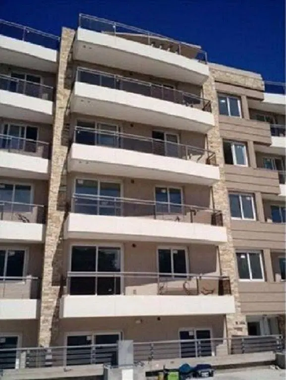 ALQUILER DE DEPARTAMENTO DE 2 AMBIENTES EN MORENO 4