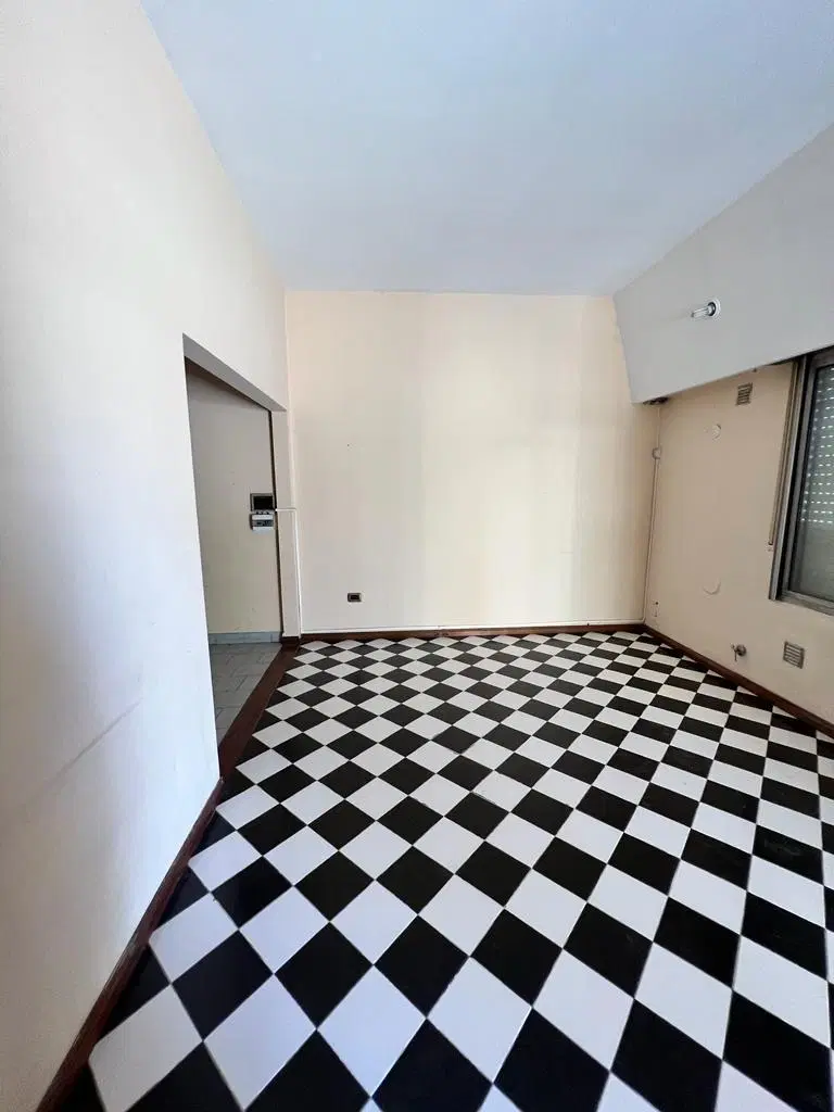Departamento 5 ambientes 3 dormitorios. | PASO al 1500 2