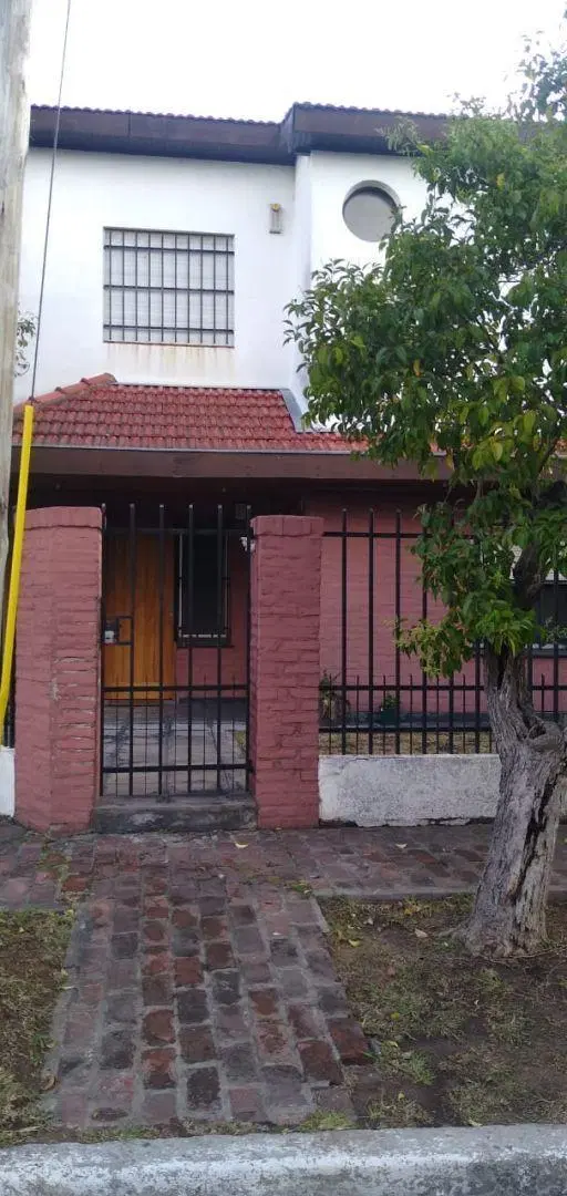 Departamento 5 ambientes 3 dormitorios. | PASO al 1500 1
