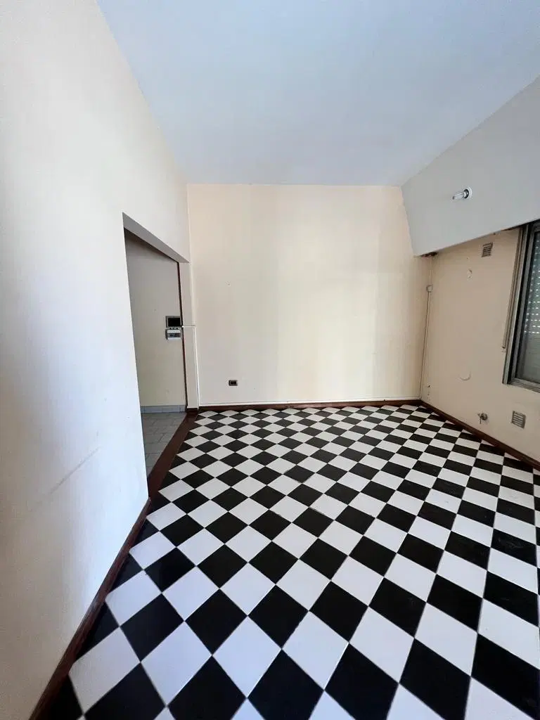 Departamento 5 ambientes 3 dormitorios. | PASO al 1500 3