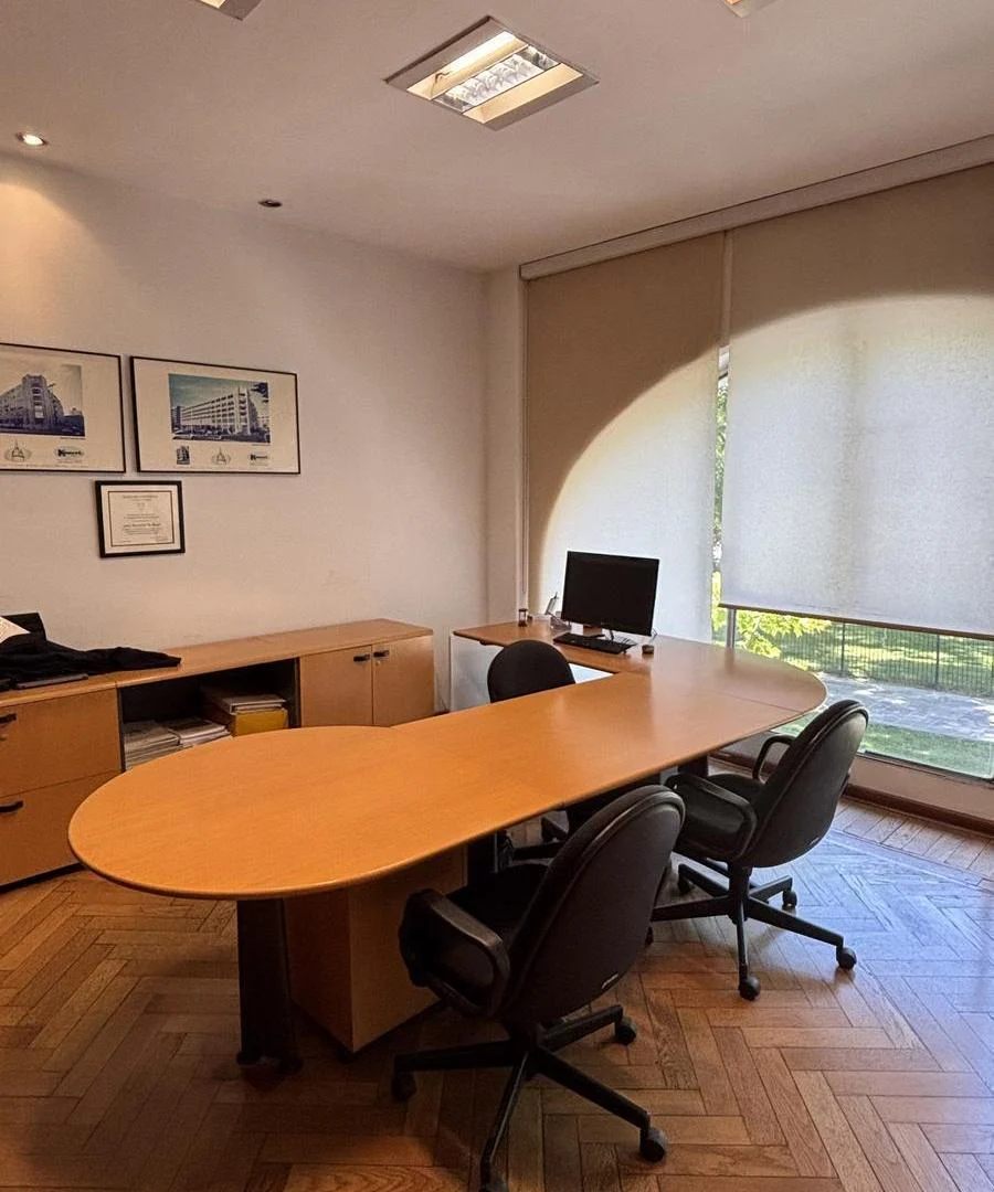 Oficina en Venta y Alquiler | Avenida Rivadavia 1523 | Congreso