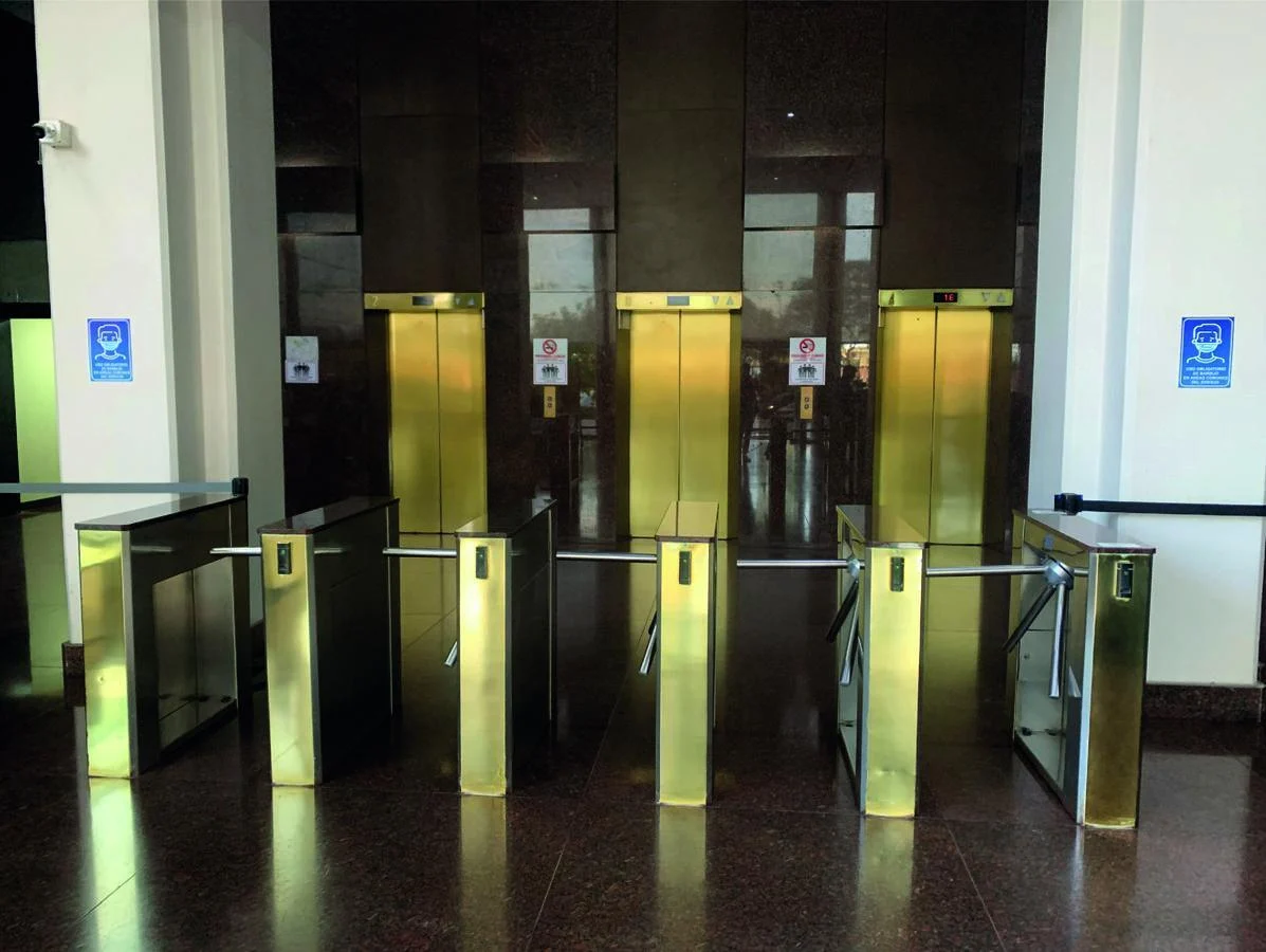 Foto de Oficinas en Alquiler | Avenida Eduardo Madero 1020 | Catalinas, imagen 2
