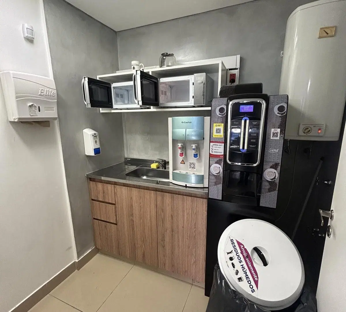 Edificio Comercial en Venta | Santa Fe y Larrea | Recoleta 2