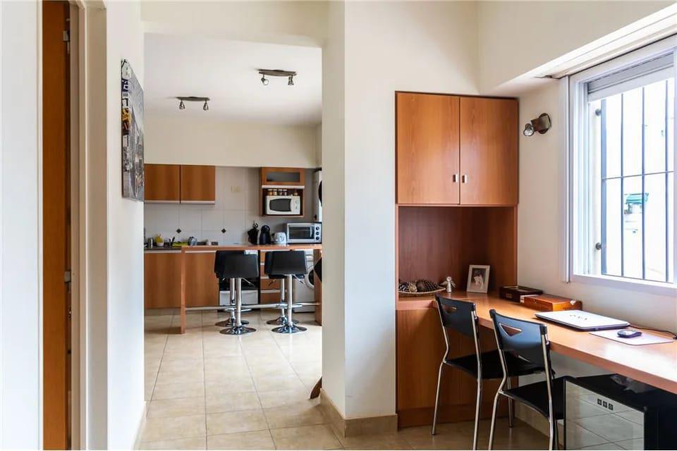Foto de Venta Departamento 2 ambientes con cochera y Terraza. Monserrat USD, imagen 5