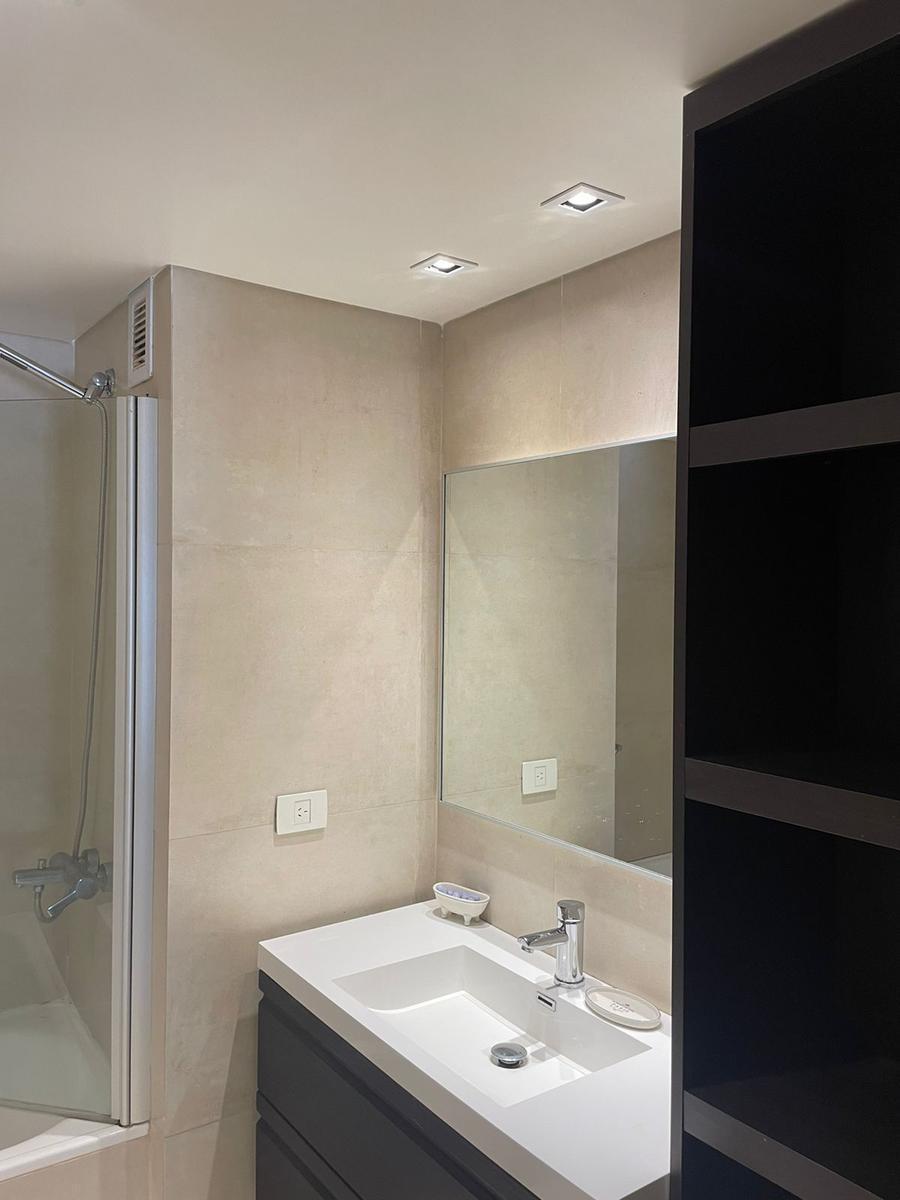 Departamento 4 Ambientes y Cochera Lumiere Puerto Madero Venta con Renta. 5