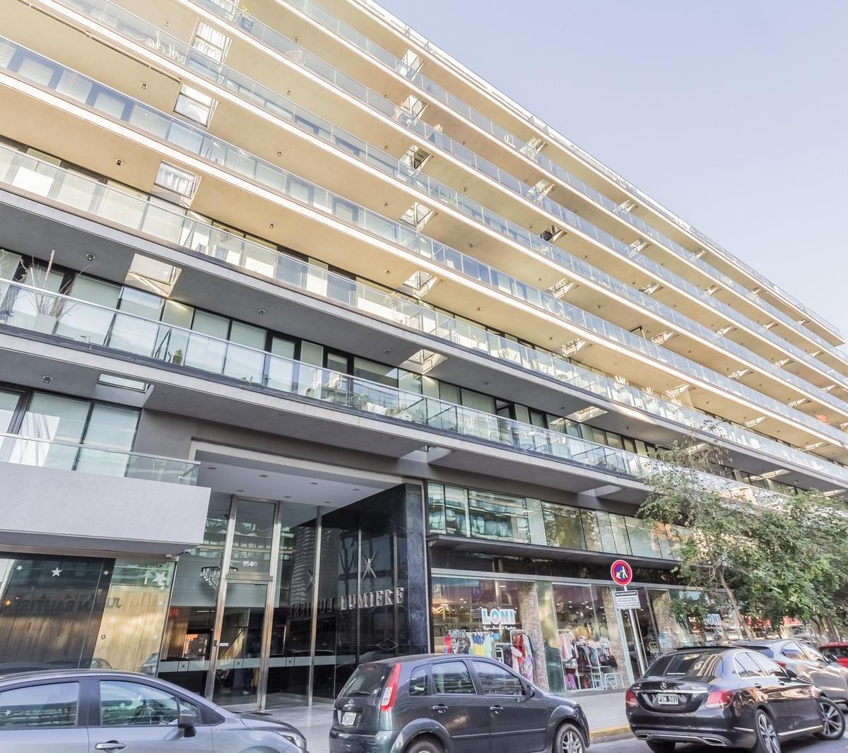 Departamento 4 Ambientes y Cochera Lumiere Puerto Madero Venta con Renta. 4