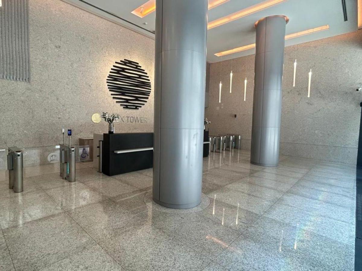 Foto de Alquiler Oficina a estrenar en Microcentro Lex Tower, imagen 2