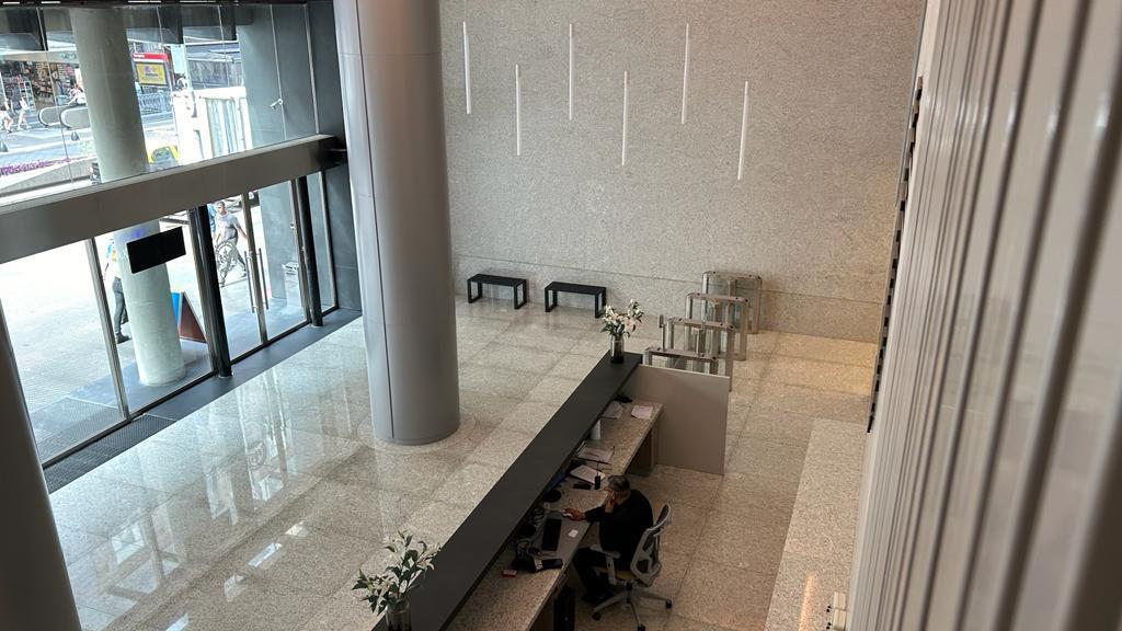 Foto de Alquiler Oficina a estrenar en Microcentro lex tower, imagen 2