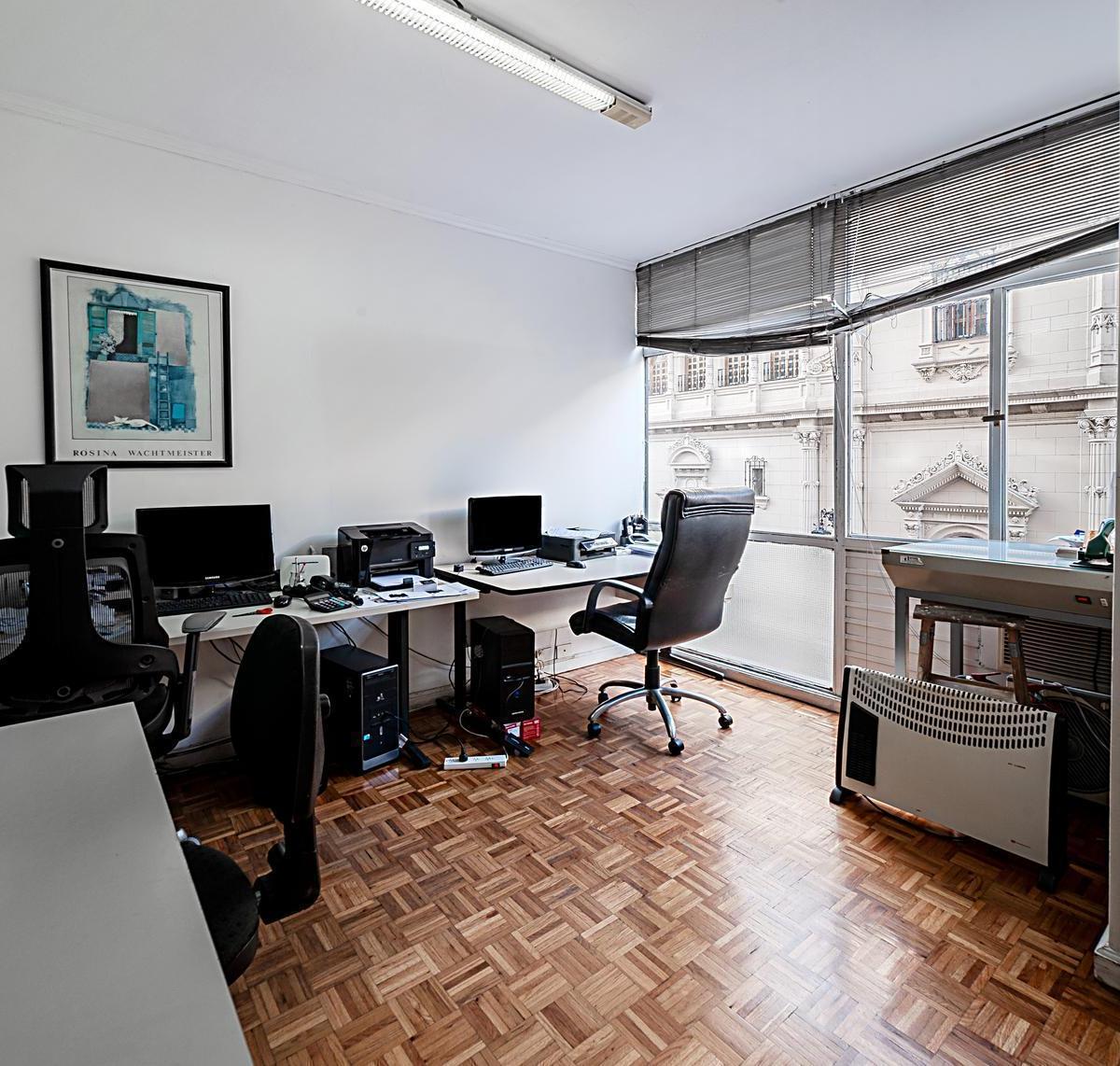 Oficina en Recoleta de 4 Ambientes | Apto Crédito 1