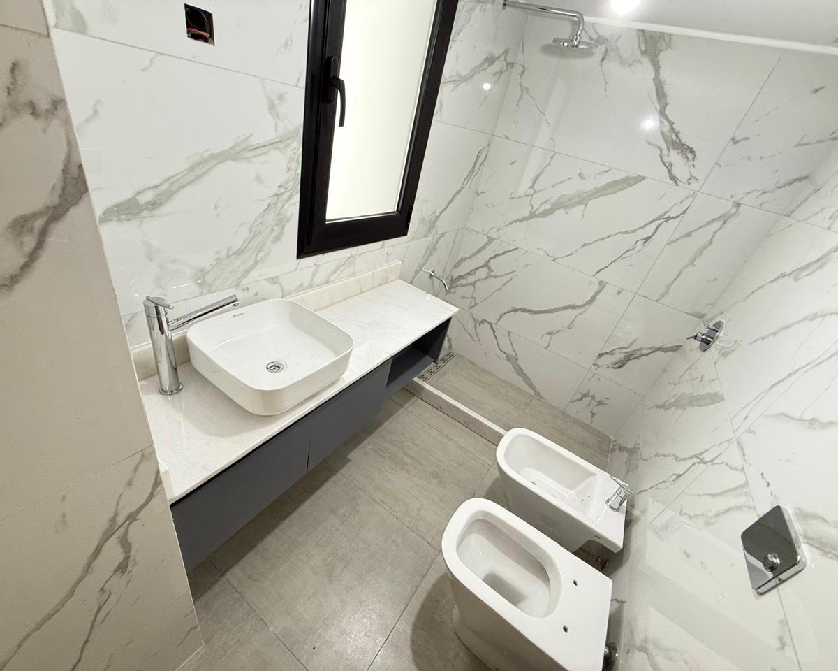 Departamento con Cochera en Venta en Caballito 4