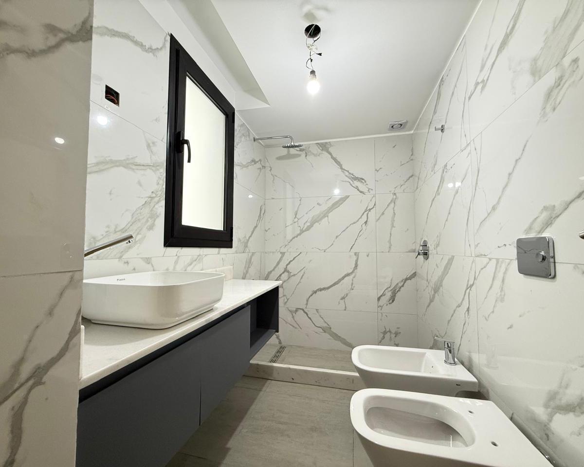 Departamento con Cochera en Venta en Caballito 3