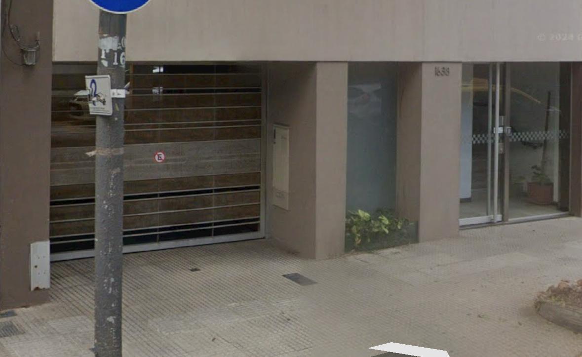 Venta cochera semicubierta Palermo