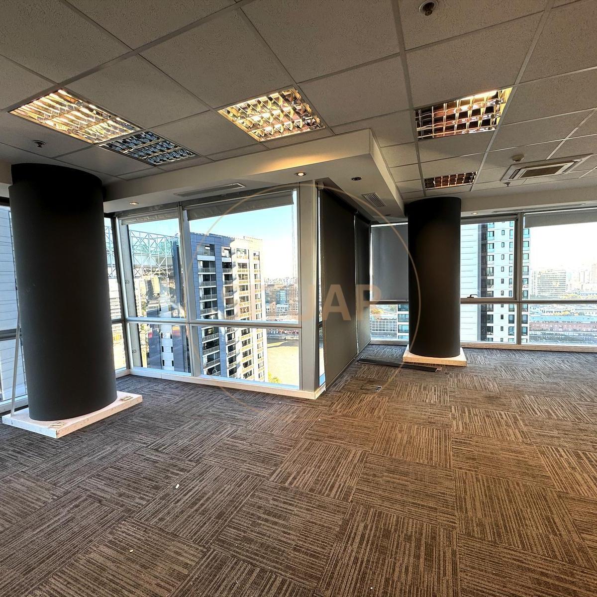Oficina de 215 m² con 2 Cocheras - Precio Dólar Oficial - Wtc II - Puerto Madero 5