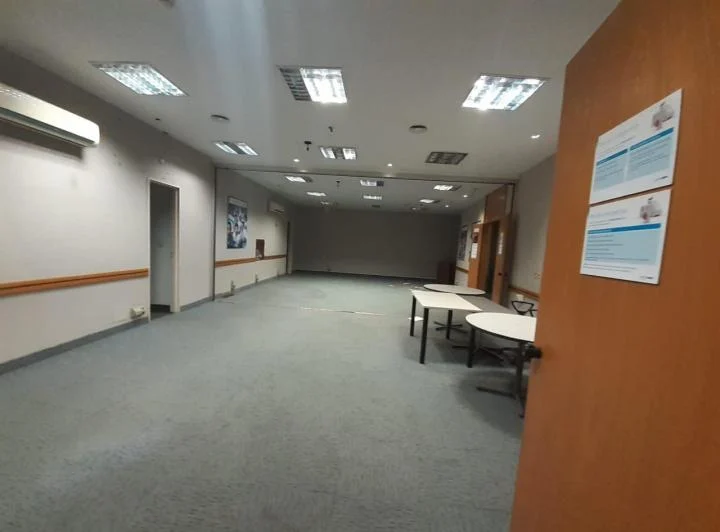 Foto de ALQUILER DE OFICINA EN 3 NIVELES, imagen 4