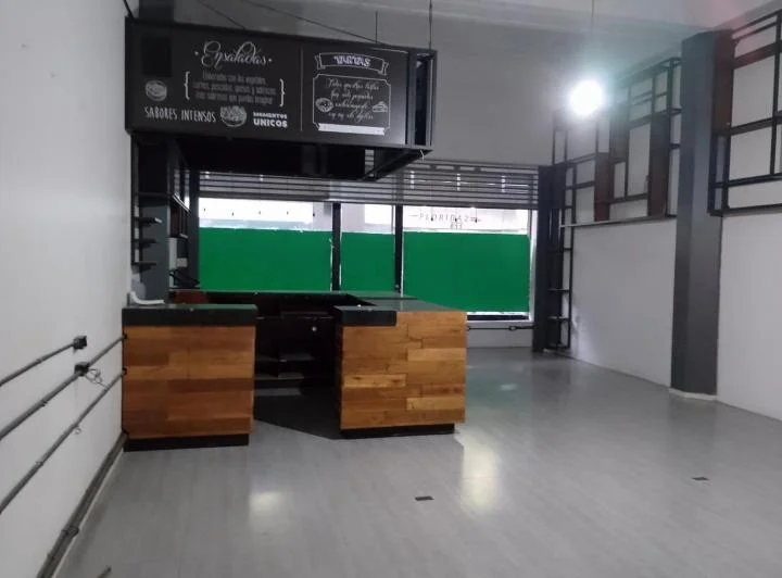 Foto de ALQUIER DE LOCAL EN IMPORTANTE EDIFICIO, imagen 2