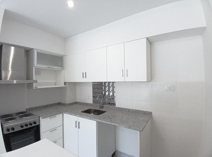 AMPLIO Departamento 2 Ambientes a ESTRENAR con Balcon, Parilla, Cochera y FULL Amenities Monserrat 5