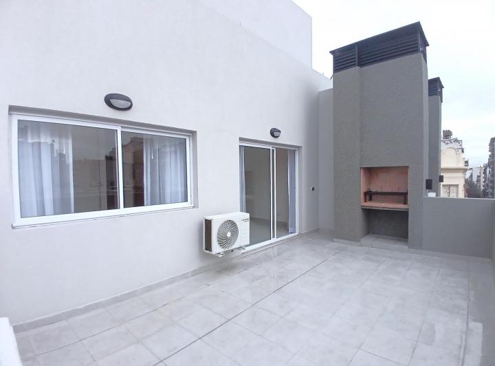 EXCLUSIVO Departamento 2 Ambientes a ESTRENAR con Balcon Terraza, Parilla, Cochera en Monserrat 3