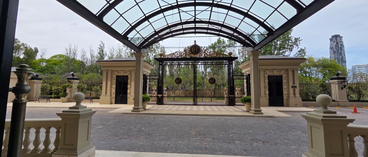 Foto de Venta de Departamento de 5 ambientes en CHATEAU - Puerto Madero, imagen 4