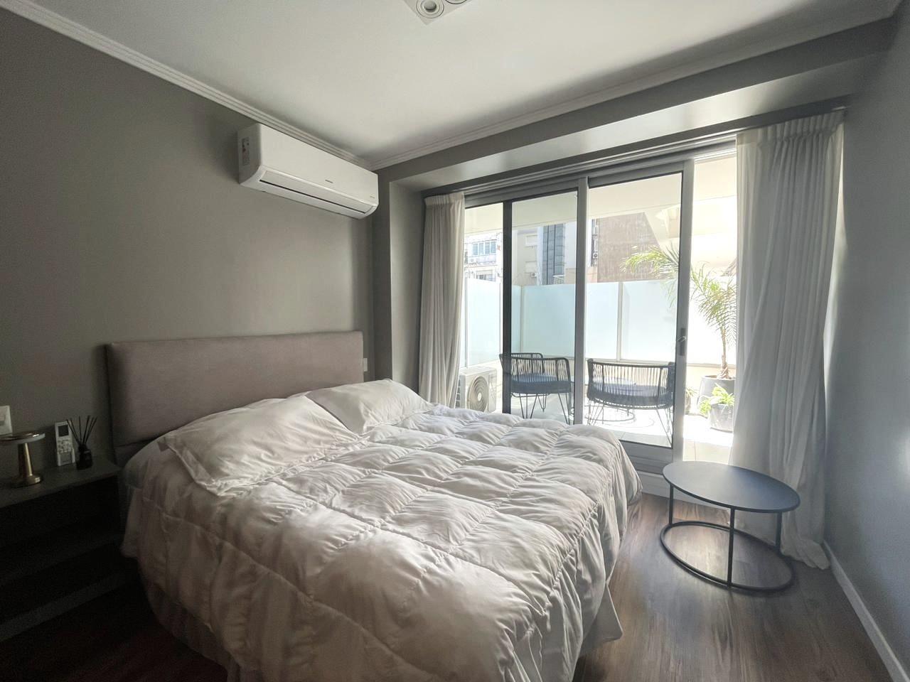 Monoambiente con balcón, vestidor, cochera y FULL Amenities Torre Deco Armani Recoleta