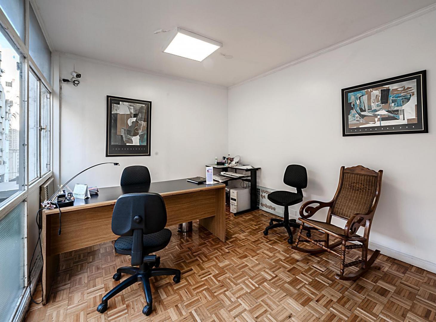 Oficina en Recoleta de 4 ambientes | APTO CRÉDITO
