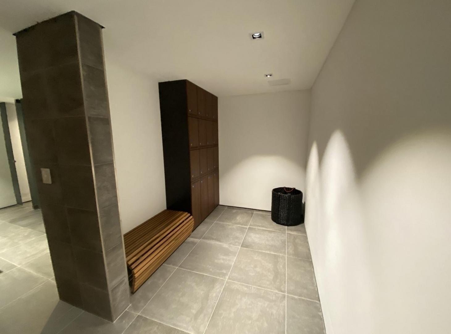 Venta 4 Ambientes con balcón aterrazado y dependencia de servicio - SLS - Puerto Madero