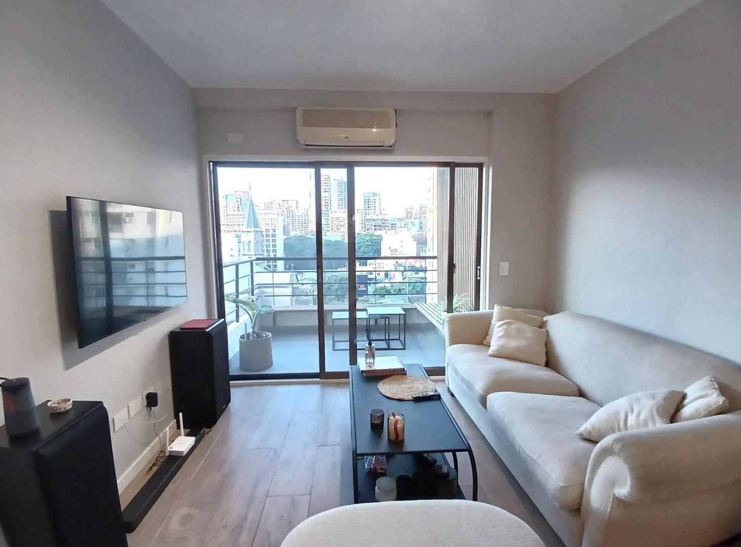 Departamento 3 Ambientes con balcón, cochera y pileta en Belgrano